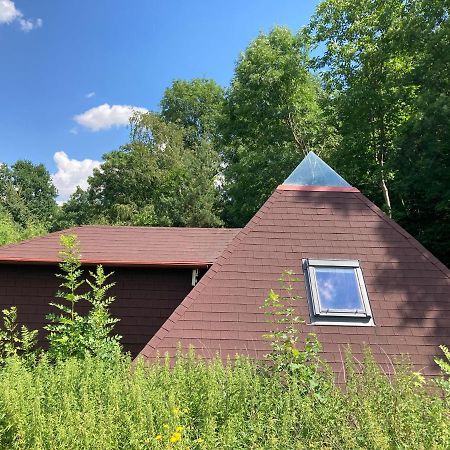 Pyramida Nasavrky Exterior foto
